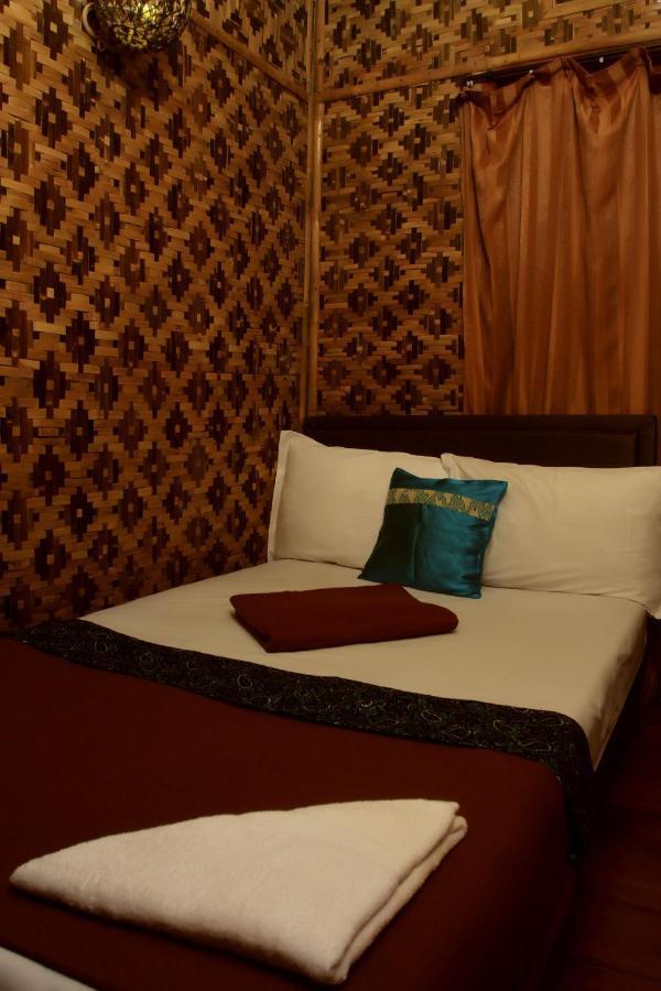 Bantal Guling Villa Lembang Esterno foto