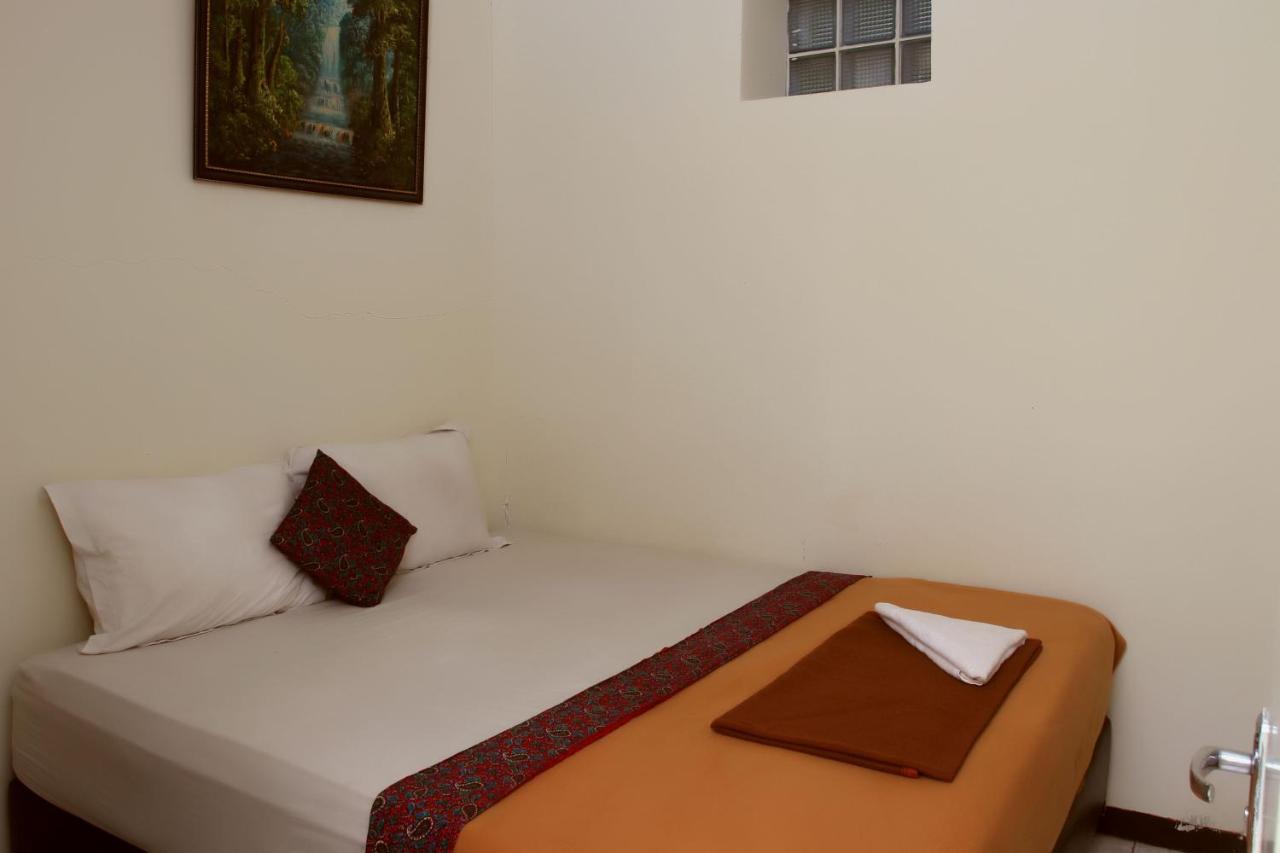 Bantal Guling Villa Lembang Esterno foto