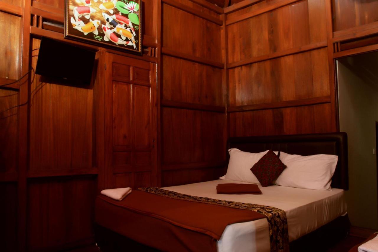 Bantal Guling Villa Lembang Esterno foto