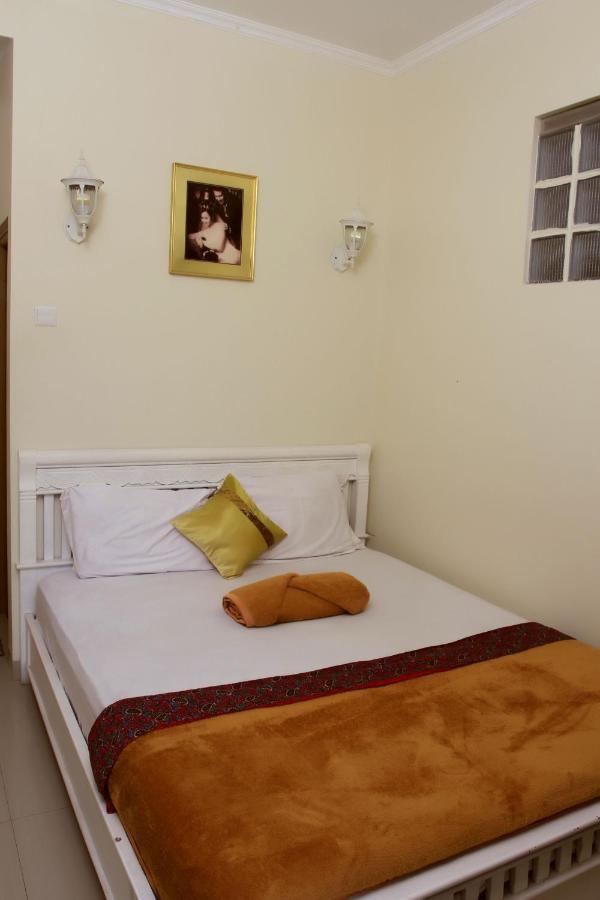 Bantal Guling Villa Lembang Esterno foto