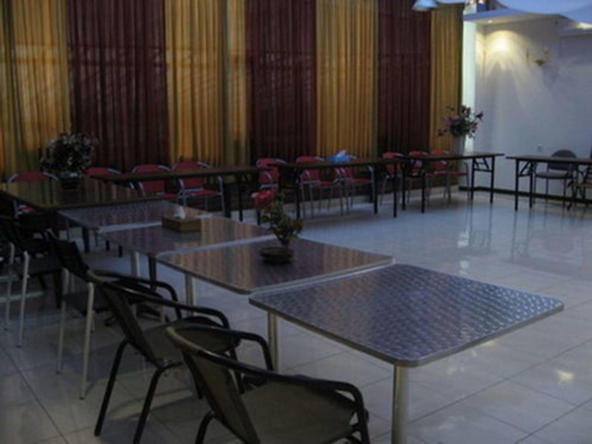 Bantal Guling Villa Lembang Esterno foto