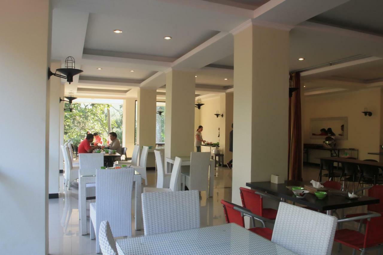 Bantal Guling Villa Lembang Esterno foto